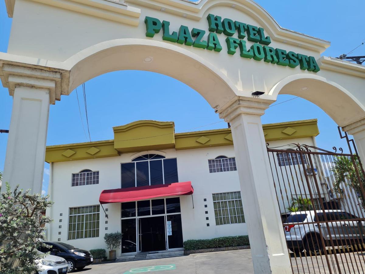 Hotel Plaza Floresta Сан-Міґель Екстер'єр фото